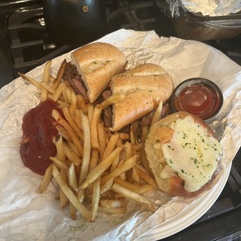 Hudson 29 Kitchen + Drink - French Dip Sandwich French Fries Cheese Stuffed House Baked Butter Rolls - New American Near Me - Upper Arlington, Ohio Hudson 29 Kitchen + Drink - French Dip Sandwich French Fries Cheese Stuffed House Baked Butter Rolls - New American Near Me - Upper Arlington, Ohio