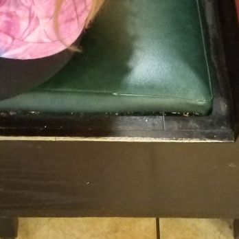 Moe's Southwest Grill - Dirty tables - Mexican Near Me - Cape Coral, Florida Moe's Southwest Grill - Dirty tables - Mexican Near Me - Cape Coral, Florida