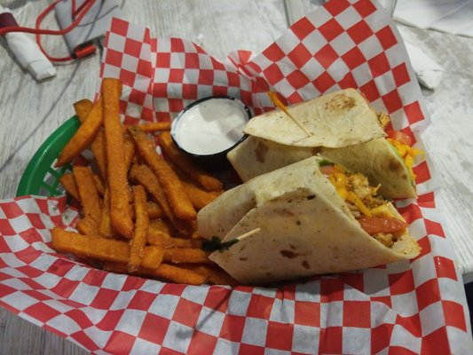 Highlander S Grill Tavern 28 Photos 17 Reviews Sandwiches