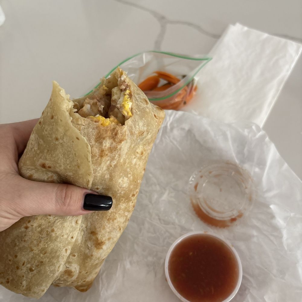 breakfast burrito no meat