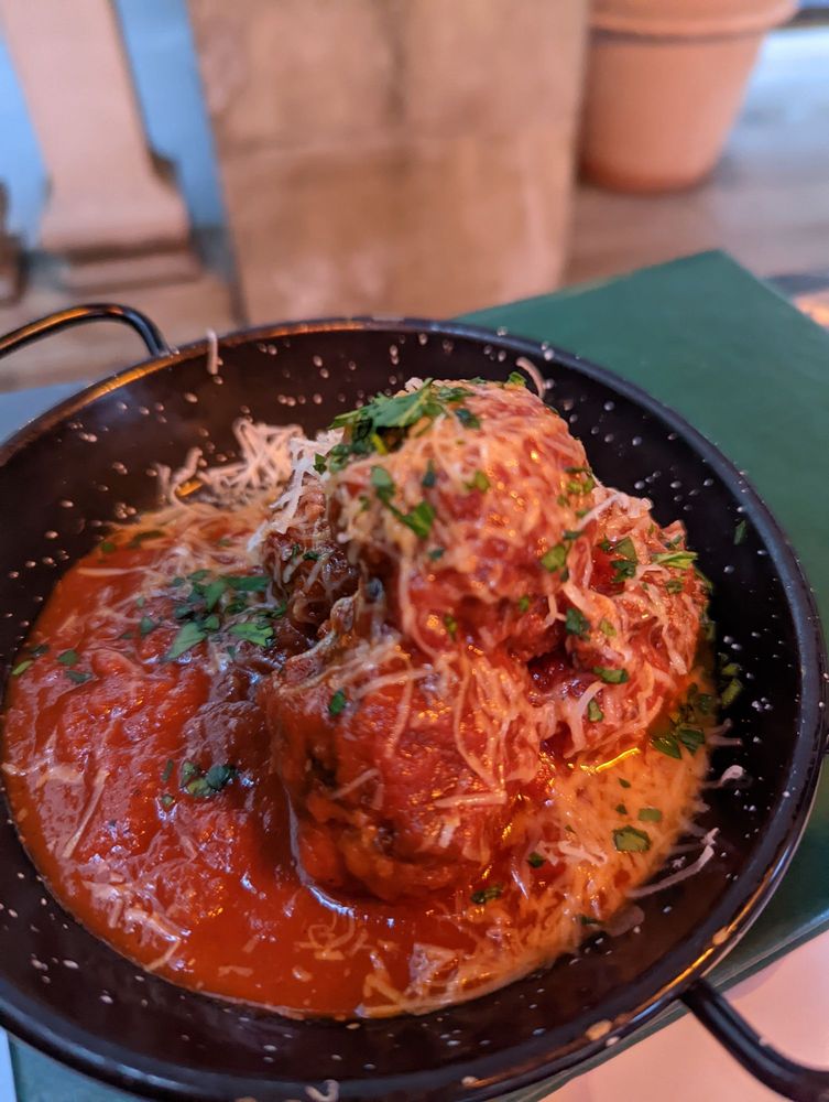 EL GATO NEGRO TAPAS EXCHANGE FLAGS Updated 2024 Unit 2 Walker House