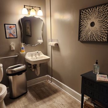 Dolce Lusso Salon and Spa - Bathroom - Hair Salons Near Me - Charlotte, North Carolina Dolce Lusso Salon and Spa - Bathroom - Hair Salons Near Me - Charlotte, North Carolina