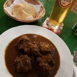 Weinhaus Sittl - Rinds Gulasch