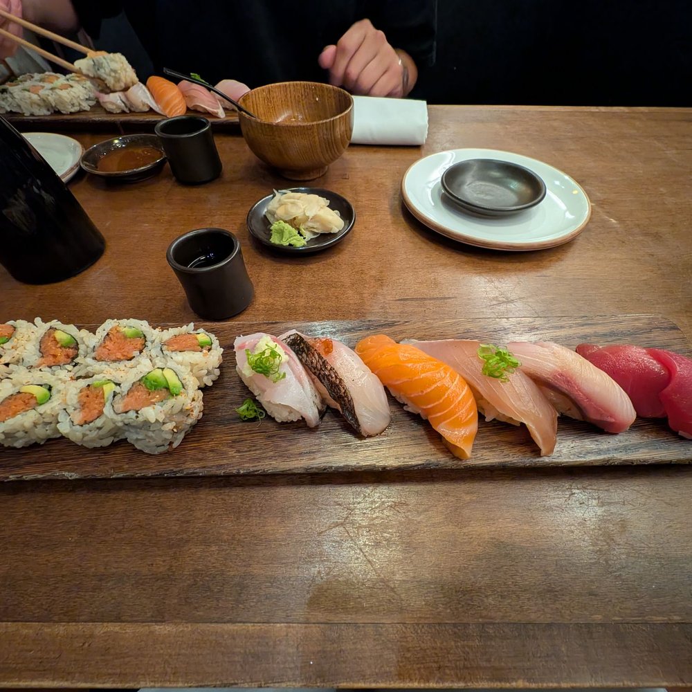 Azuki Sushi - Nigiri plate - Sushi Bars Near Me - San Diego, California Azuki Sushi - Nigiri plate - Sushi Bars Near Me - San Diego, California