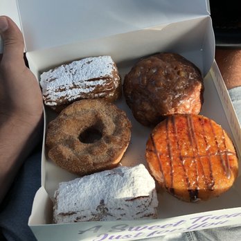 Mojo Donuts - Donuts Near Me - Pembroke Pines, Florida Mojo Donuts - Donuts Near Me - Pembroke Pines, Florida