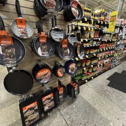 Vallarta Supermarkets - Inside