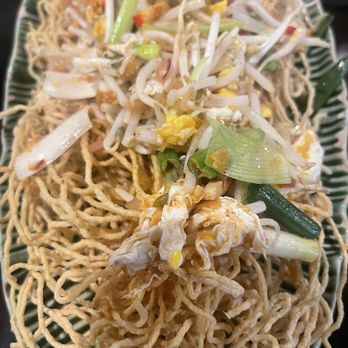 29 Pad Thai - Fried noodles- with a sweet & tangy sauce - Thai Near Me - Springfield, Virginia