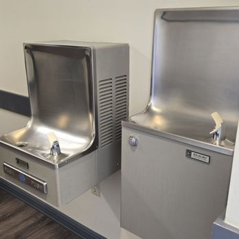 Clay Eye Physicians & Surgeons - Water fountains! - Ophthalmologists Near Me - Orange Park, Florida Clay Eye Physicians & Surgeons - Water fountains! - Ophthalmologists Near Me - Orange Park, Florida