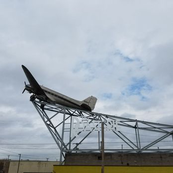 The Roasterie Roasting Facility - Airplane on top of Roasterie - Coffee Roasteries Near Me - Kansas City, Missouri