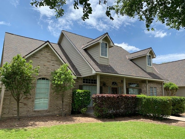 Slide of Advantage Roofing - Houston