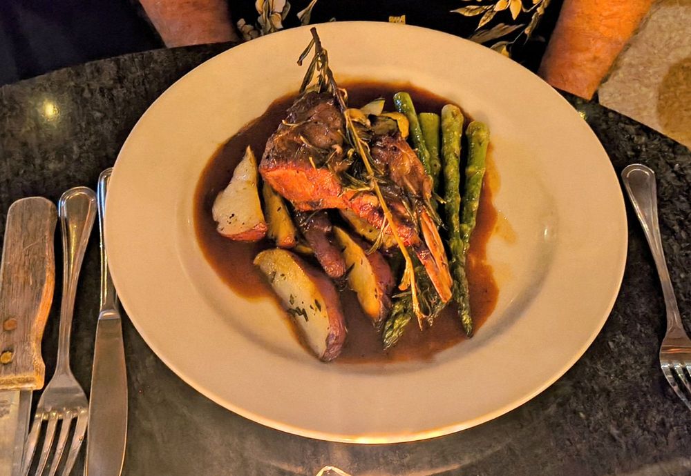 Carli's Fine Bistro & Piano