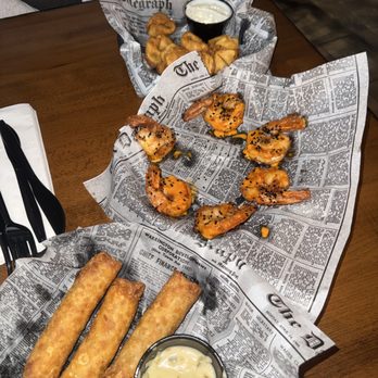 Ella's Kitchen + Wine Bar - Wine Bars Near Me - Canal Winchester, Ohio
