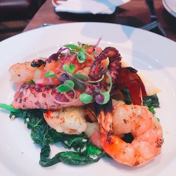 Sarpa Restaurant - Italian Near Me - Richmond Hill, Ontario