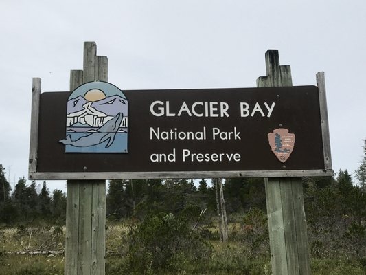 Glacier Bay Lodge & Tours by null