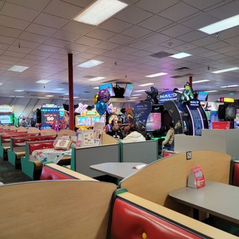 Chuck E. Cheese - Pizza Near Me - Bell, California Chuck E. Cheese - Pizza Near Me - Bell, California