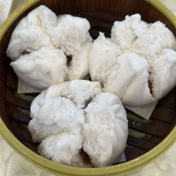 Golden Bay Banquet - BBQ pork bao - Dim Sum Near Me - San Leandro, California Golden Bay Banquet - BBQ pork bao - Dim Sum Near Me - San Leandro, California
