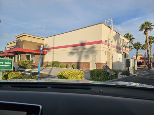 Krispy Kreme by null
