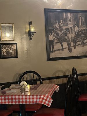 Vito's Ristorante by null
