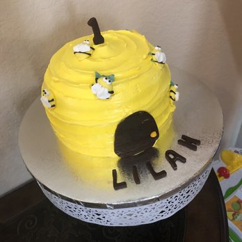 Kingdom Bakery - Vanilla Classic Cake - Bakeries Near Me - Katy, Texas