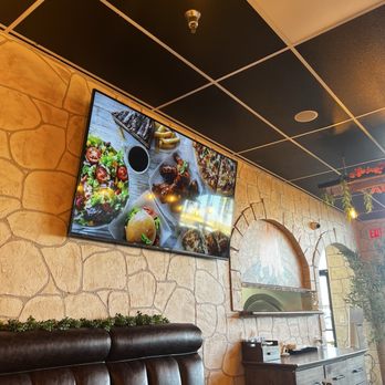 Casa de Pizza & Wings - Clean decor! - Pizza Near Me - Las Vegas, Nevada Casa de Pizza & Wings - Clean decor! - Pizza Near Me - Las Vegas, Nevada