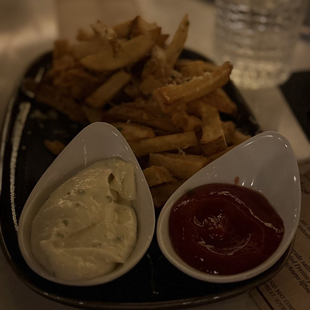 Bravado - Garlic Truffle Fries - Tapas/Small Plates Near Me - Covina, California
