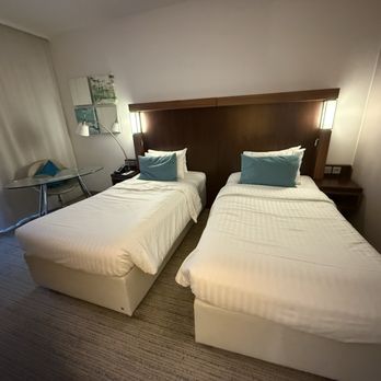 Courtyard by Marriott Cologne - Hotels Near Me - Cologne, NW