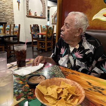 Si Senor Cedar Mill - Mexican Near Me - Portland, Oregon Si Senor Cedar Mill - Mexican Near Me - Portland, Oregon