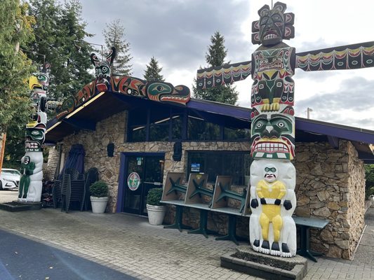 Tomahawk Restaurant by null