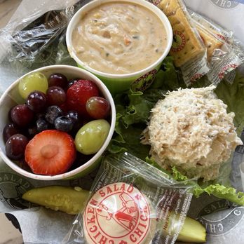 Chicken Salad Chick - Chicken salad, soup, fresh fruit. Also crackers, pickle and cookie. - Southern Near Me - Brooksville, Florida Chicken Salad Chick - Chicken salad, soup, fresh fruit. Also crackers, pickle and cookie. - Southern Near Me - Brooksville, Florida