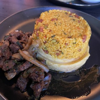 Mixto - Mofongo Boricua - Caribbean Near Me - San Sebastián, Puerto Rico
