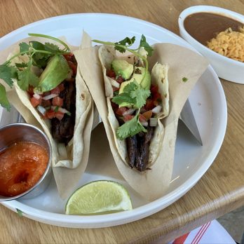 Meche Cocina Mexicana - Skirt Steak Tacos with rice and beans - Mexican Near Me - Cary, North Carolina Meche Cocina Mexicana - Skirt Steak Tacos with rice and beans - Mexican Near Me - Cary, North Carolina