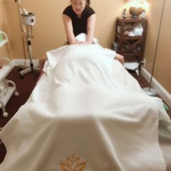 Pure Co Natural Spa - Body massage! Cindy is doing a great job!