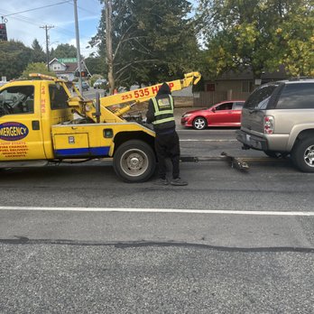 Emergency Roadside Assistance - Towing Near Me - Tacoma, Washington