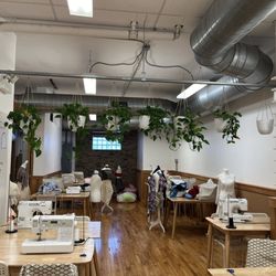 Sew Crafty Studio - Beginner sewing classes