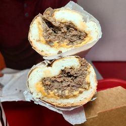 Bob-O's Cheesesteaks - Regular cheesesteak