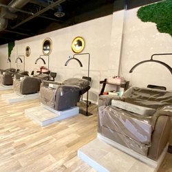 Beauty Time - Lashing stations at our new location 462 Hazeldean Road, Kanata