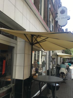 Eetsalon Van Dobben by null