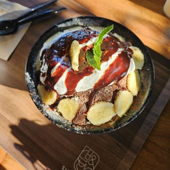 Sul & Beans - Banana Chocolate bingsoo - Shaved Ice Near Me - Buena Park, California Sul & Beans - Banana Chocolate bingsoo - Shaved Ice Near Me - Buena Park, California