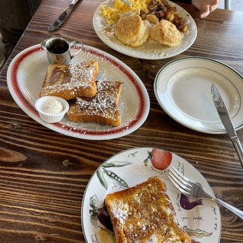 Petit Soleil - French toast, eggs/potatoes/biscuits/gravy - Breakfast & Brunch Near Me - Napa, California Petit Soleil - French toast, eggs/potatoes/biscuits/gravy - Breakfast & Brunch Near Me - Napa, California