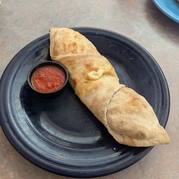 Elizabeth's Pizza - Small Stromboli - Italian Near Me - Greensboro, North Carolina Elizabeth's Pizza - Small Stromboli - Italian Near Me - Greensboro, North Carolina