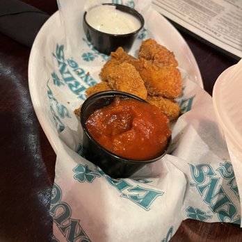 Erin's Snug Irish Pub - Wisconsin Giant Fried Cheese Curds - Irish Near Me - Madison, Wisconsin Erin's Snug Irish Pub - Wisconsin Giant Fried Cheese Curds - Irish Near Me - Madison, Wisconsin