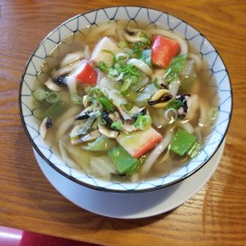 Gold Taste - Seafood udon, looks great? Not so much. - Sushi Bars Near Me - Williamsburg, Virginia Gold Taste - Seafood udon, looks great? Not so much. - Sushi Bars Near Me - Williamsburg, Virginia