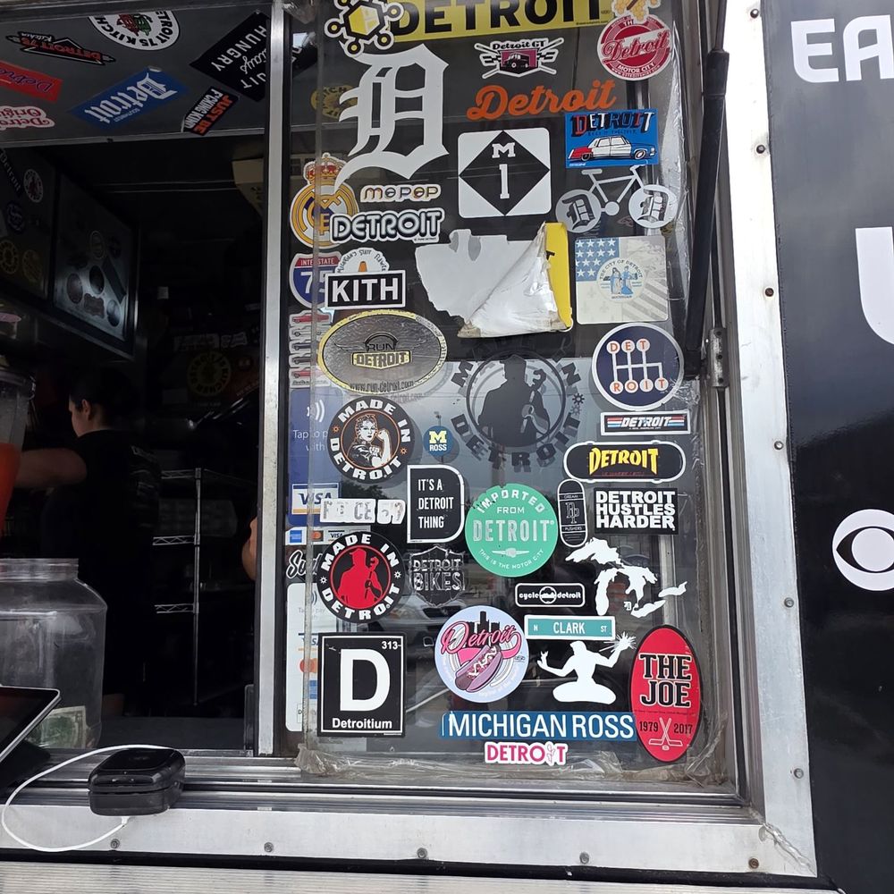 Detroit 75 Kitchen - Food Trucks Near Me - Detroit, Michigan