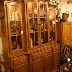 Country Roads Furniture and Gifts
