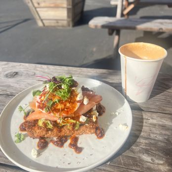 Queenstage Coffee House - specialty toast and a flat white - Coffee & Tea Near Me - Encinitas, California Queenstage Coffee House - specialty toast and a flat white - Coffee & Tea Near Me - Encinitas, California