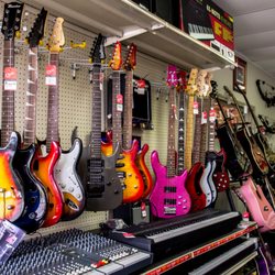Quik Pawn Shop