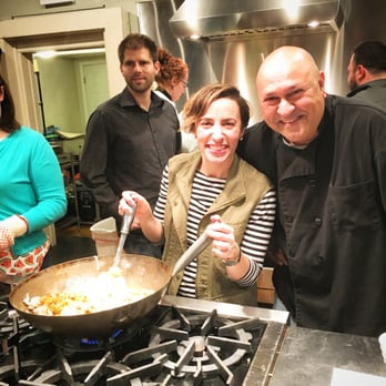 Naveen's Cuisine - Chef Naveen! - Cooking Schools Near Me - Chicago, Illinois Naveen's Cuisine - Chef Naveen! - Cooking Schools Near Me - Chicago, Illinois