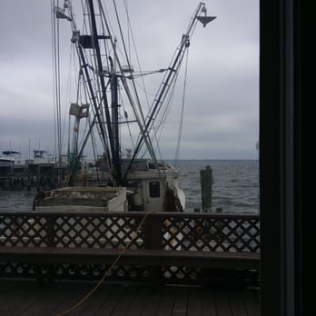 The Crab Shack - View from the table. Seafood must be fresh - Seafood Near Me - Salter Path, North Carolina