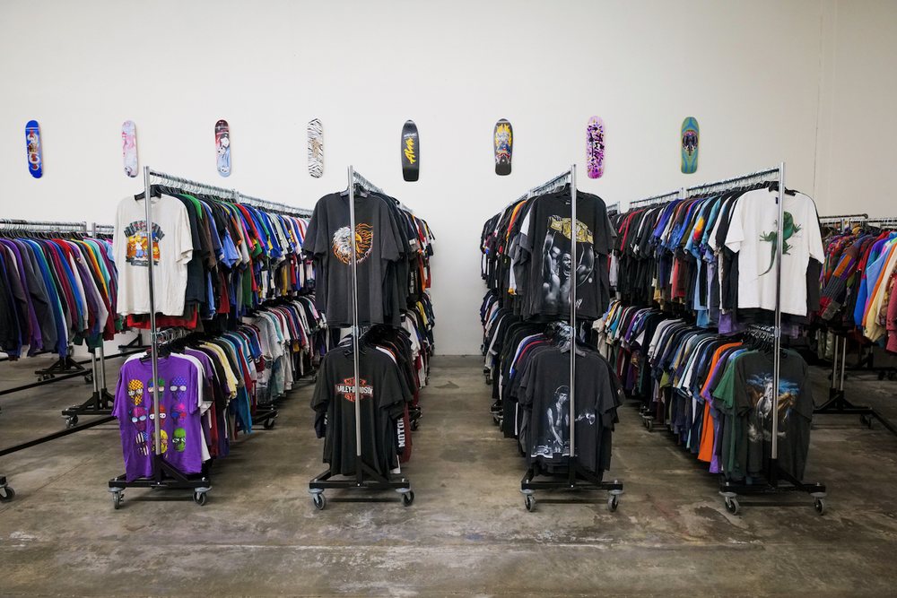 ORA INDUSTRIES WHOLESALE VINTAGE CLOTHING LOS ANGELES CALIFORNIA 12