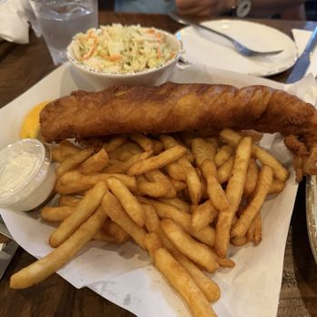 Dog Watch Mystic - Fish and chips - Barbeque Near Me - Stonington, Connecticut